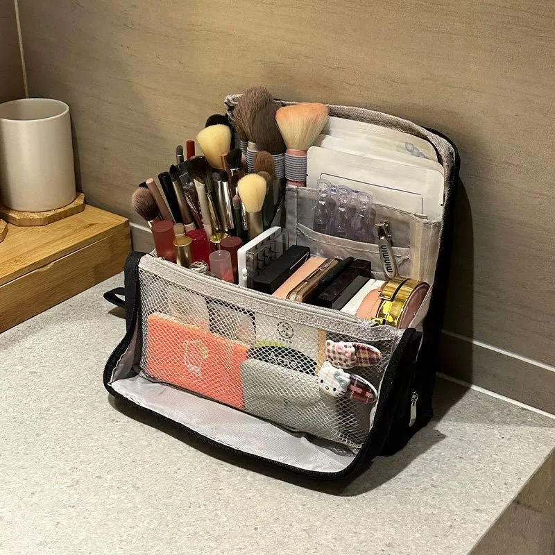 Velluna™ Travel Makeup Organizer Bag (50% Off)