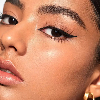 LashLine™ | Dual-Head Wing Stamp Eyeliner — 50% OFF